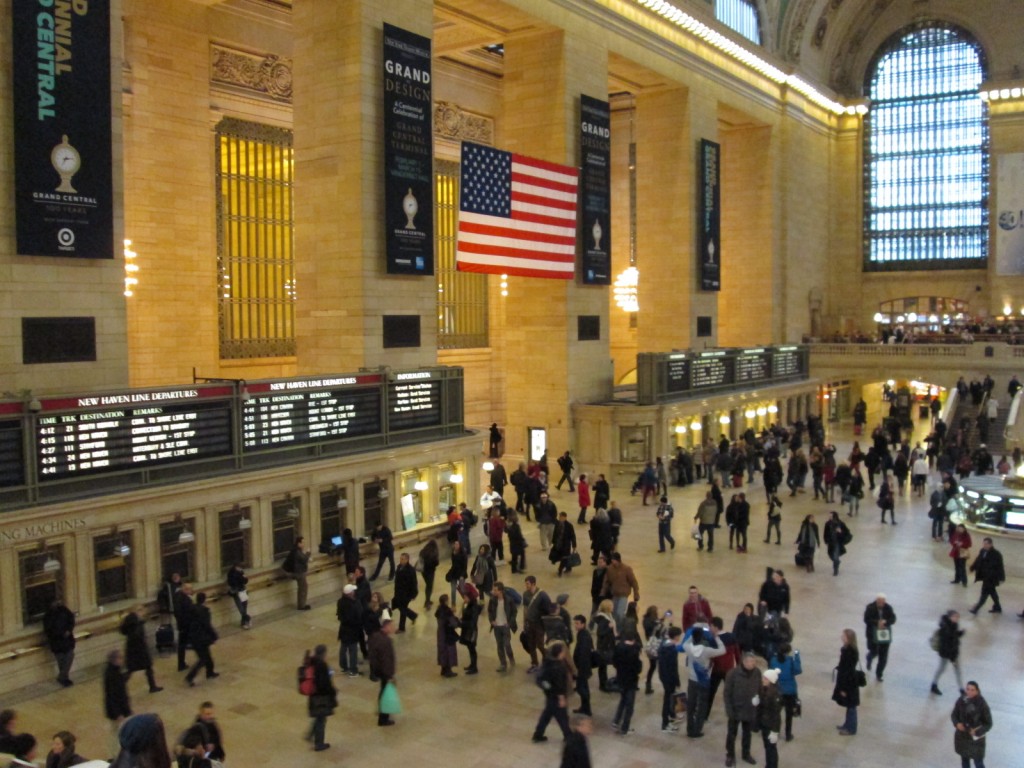 Image of Grand Central for ENGLISH blog lesson CUTTING IT CLOSE & MAKING GOOD TIME
